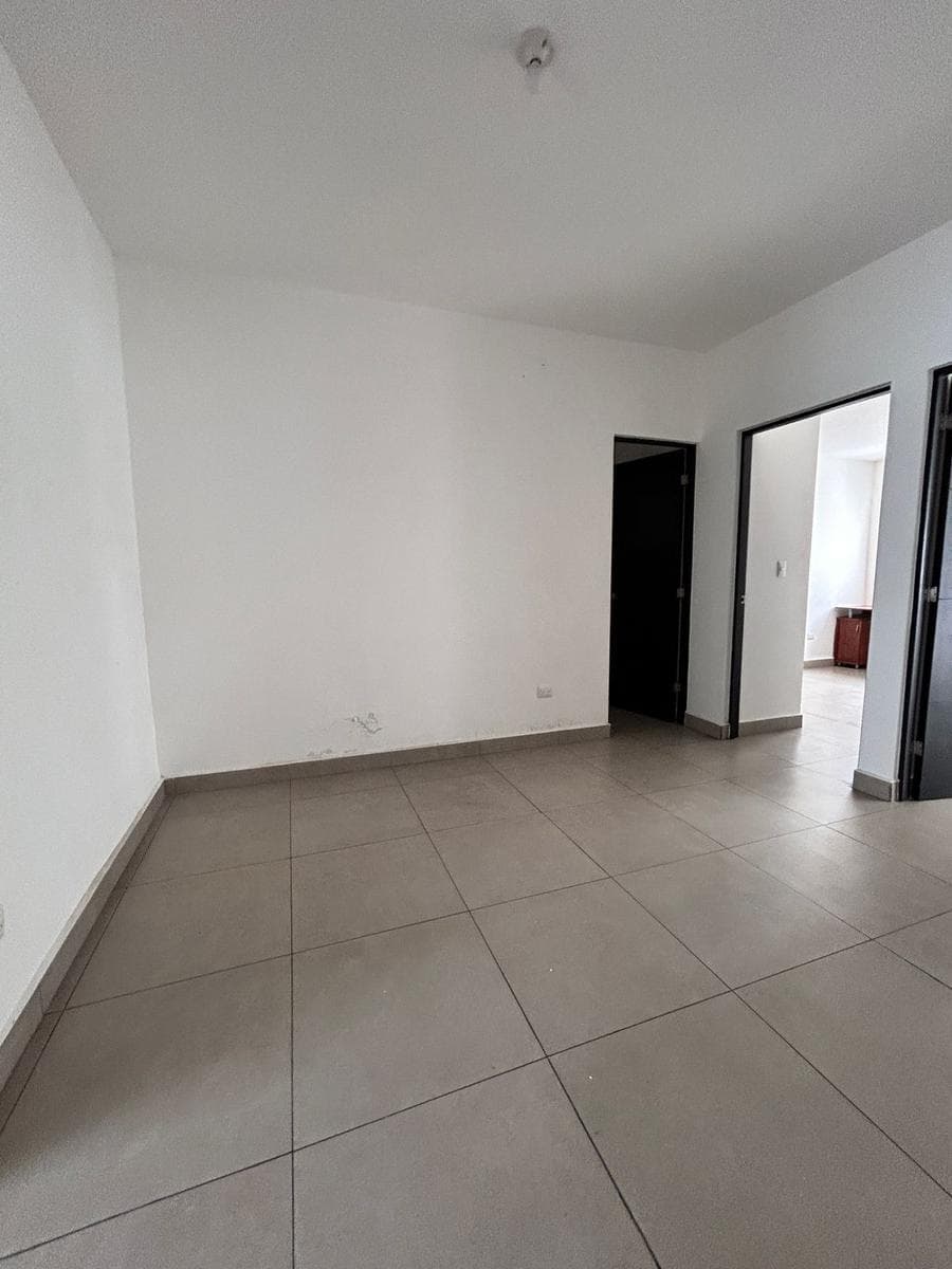 HOUSE FOR RENT IN THE MONTENOVA NEIGHBORHOOD, BERLIN AREA