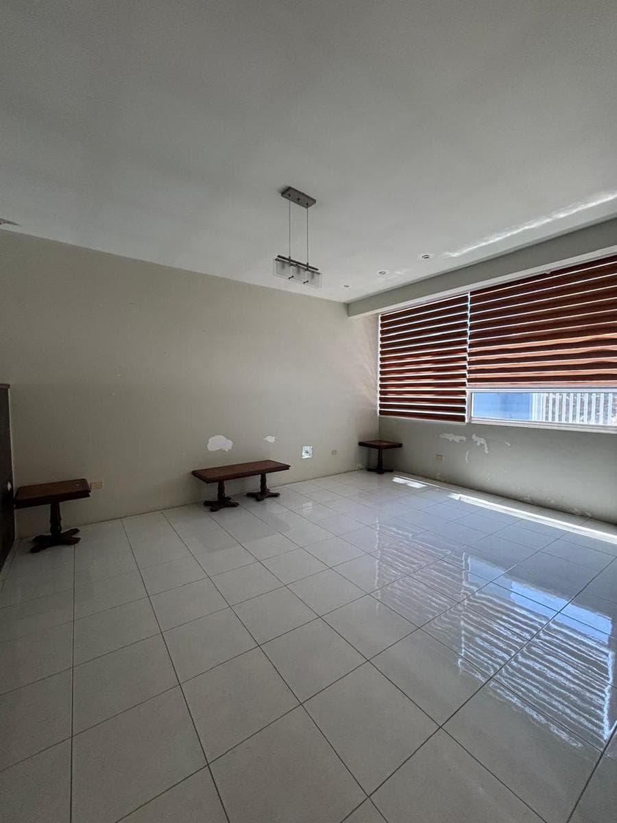 3-Story House for SALE - Colonia Satélite, SOUTH AREA of Monterrey - 4 Bedrooms + Office