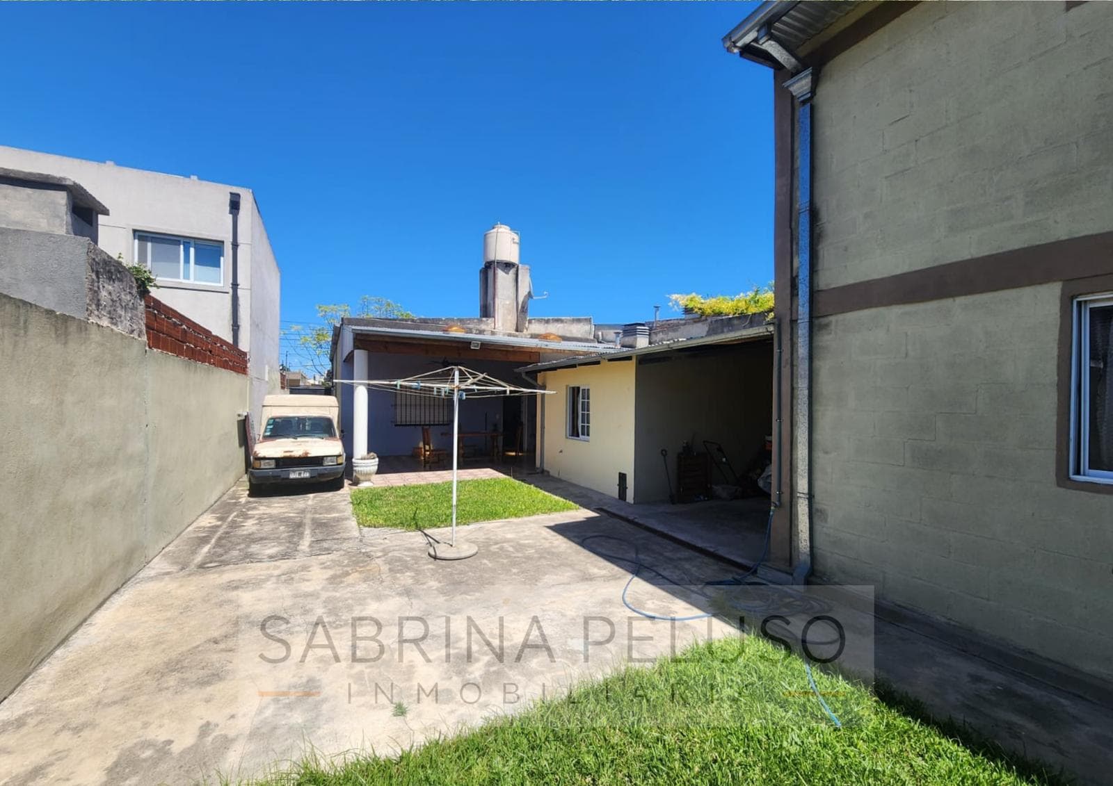 House for Sale in Castelar Norte