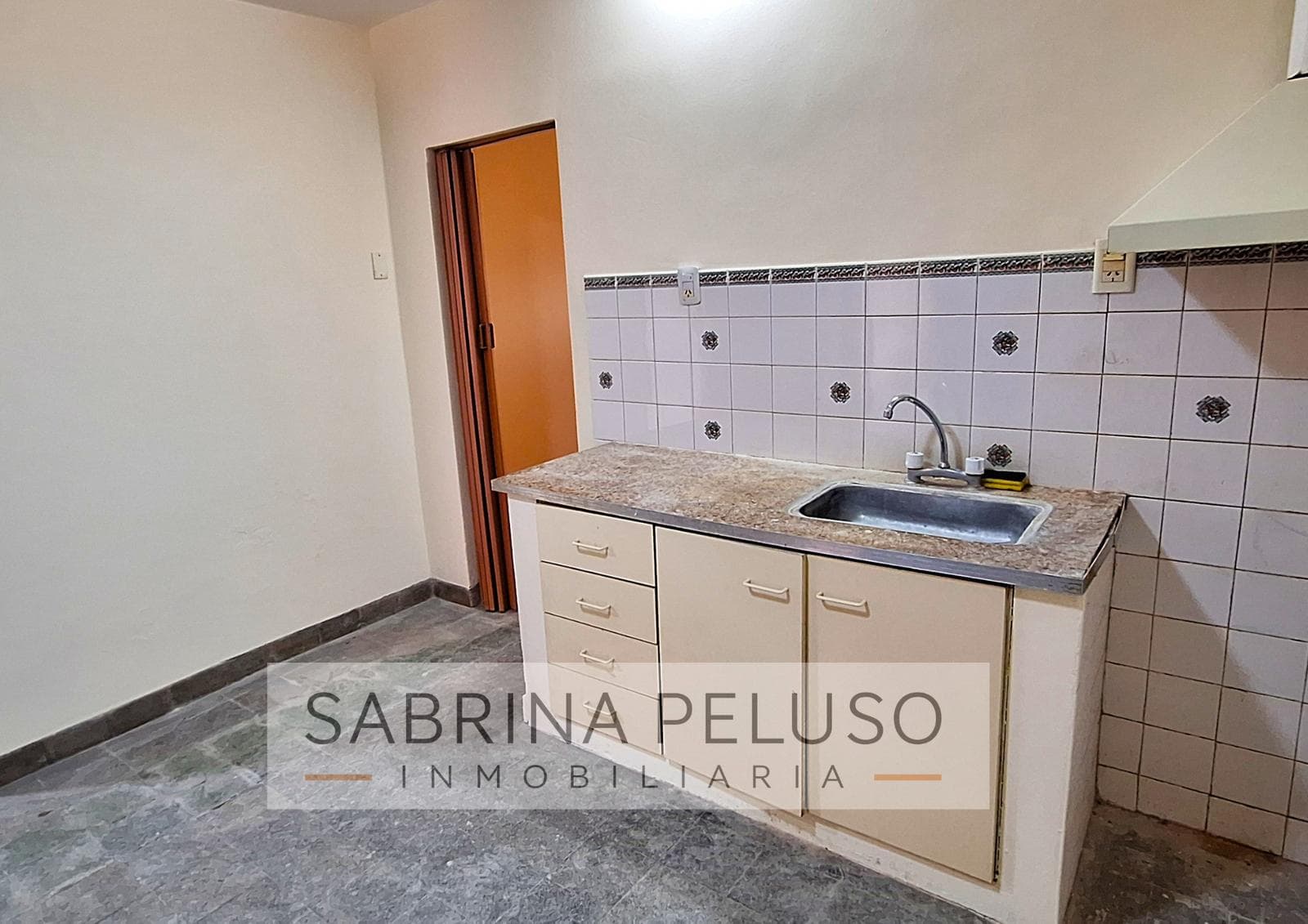House in Paso Del Rey