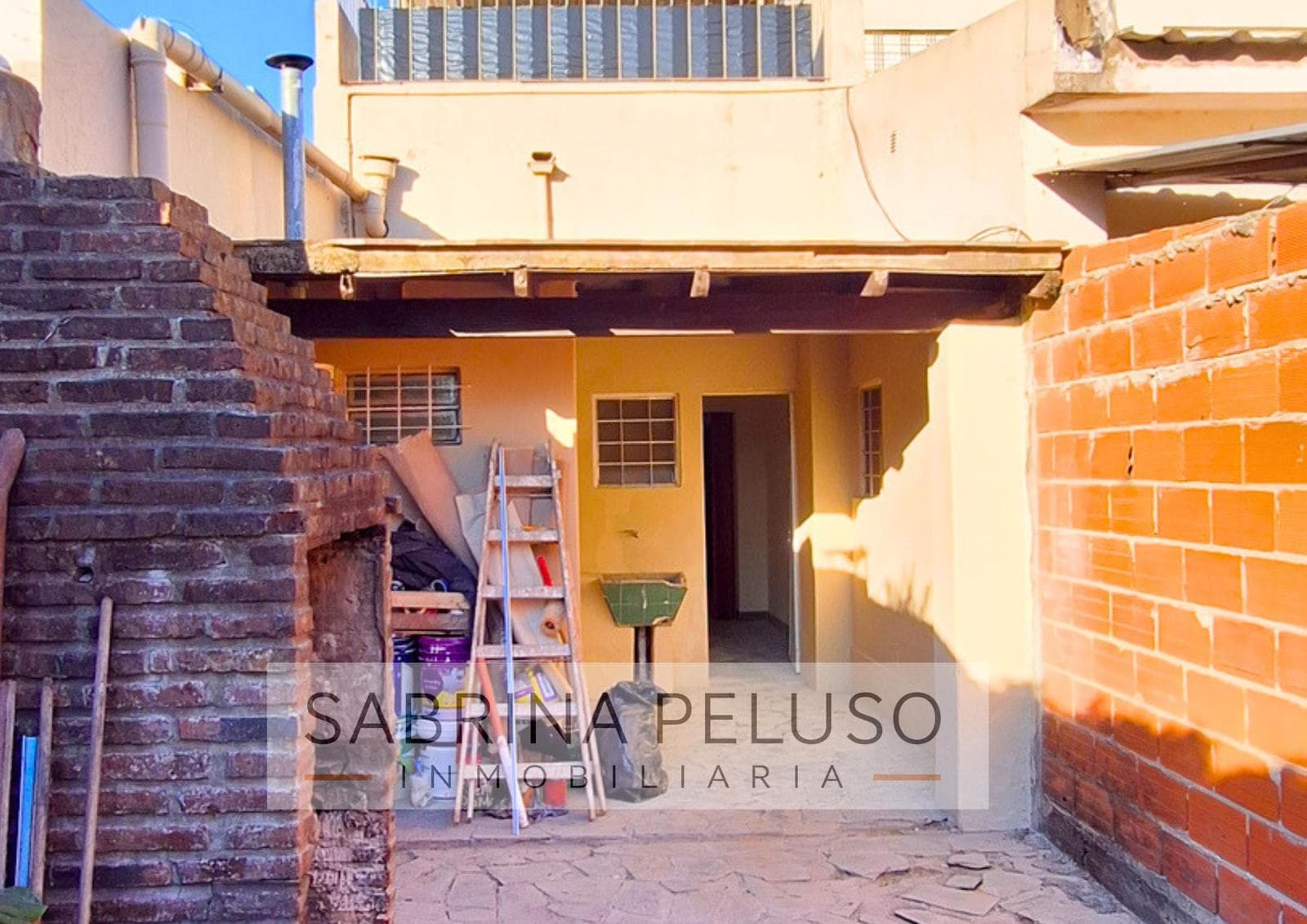 House in Paso Del Rey