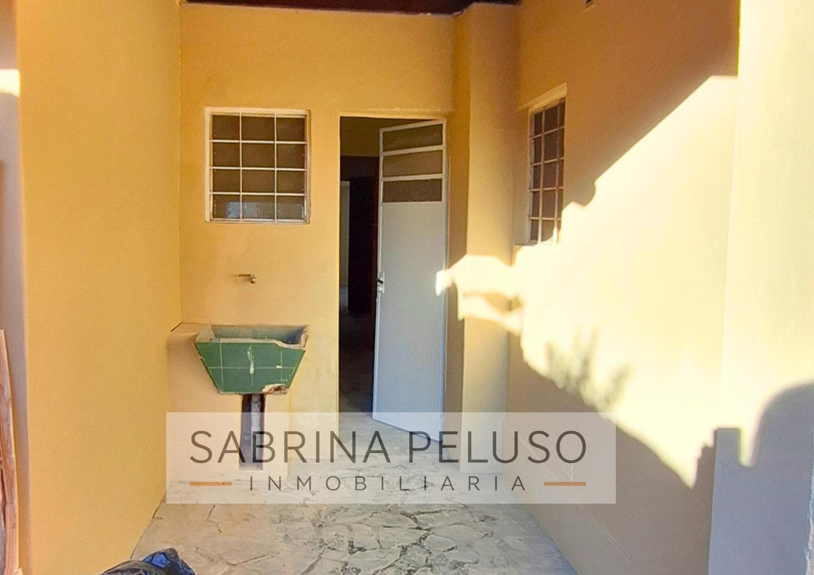 House in Paso Del Rey