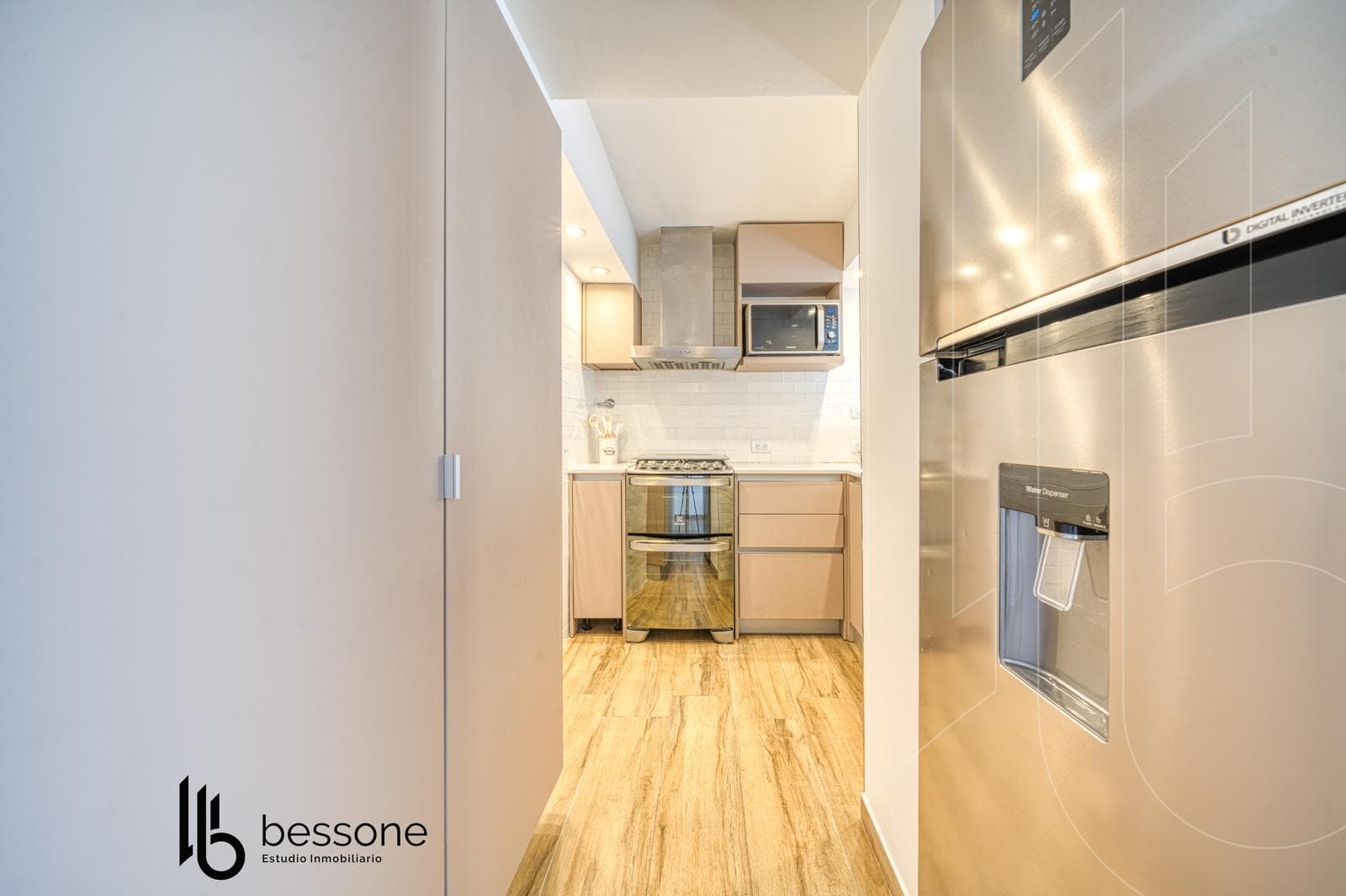 Brand-New Designer Loft-Style Apartment