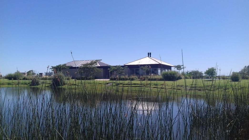 House for Sale in La Laguna, Cantón - North