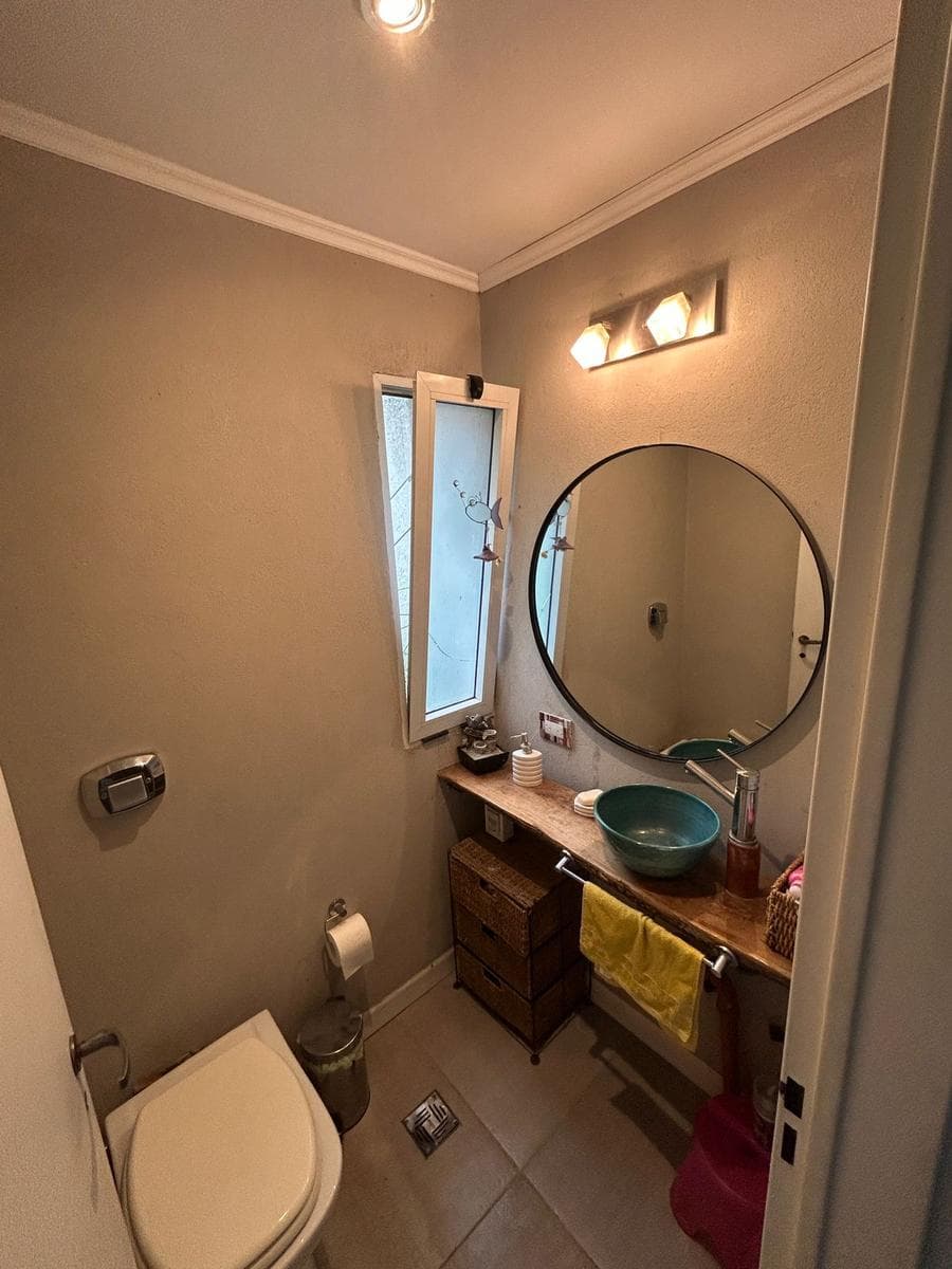House for Sale in La Laguna, Cantón - North