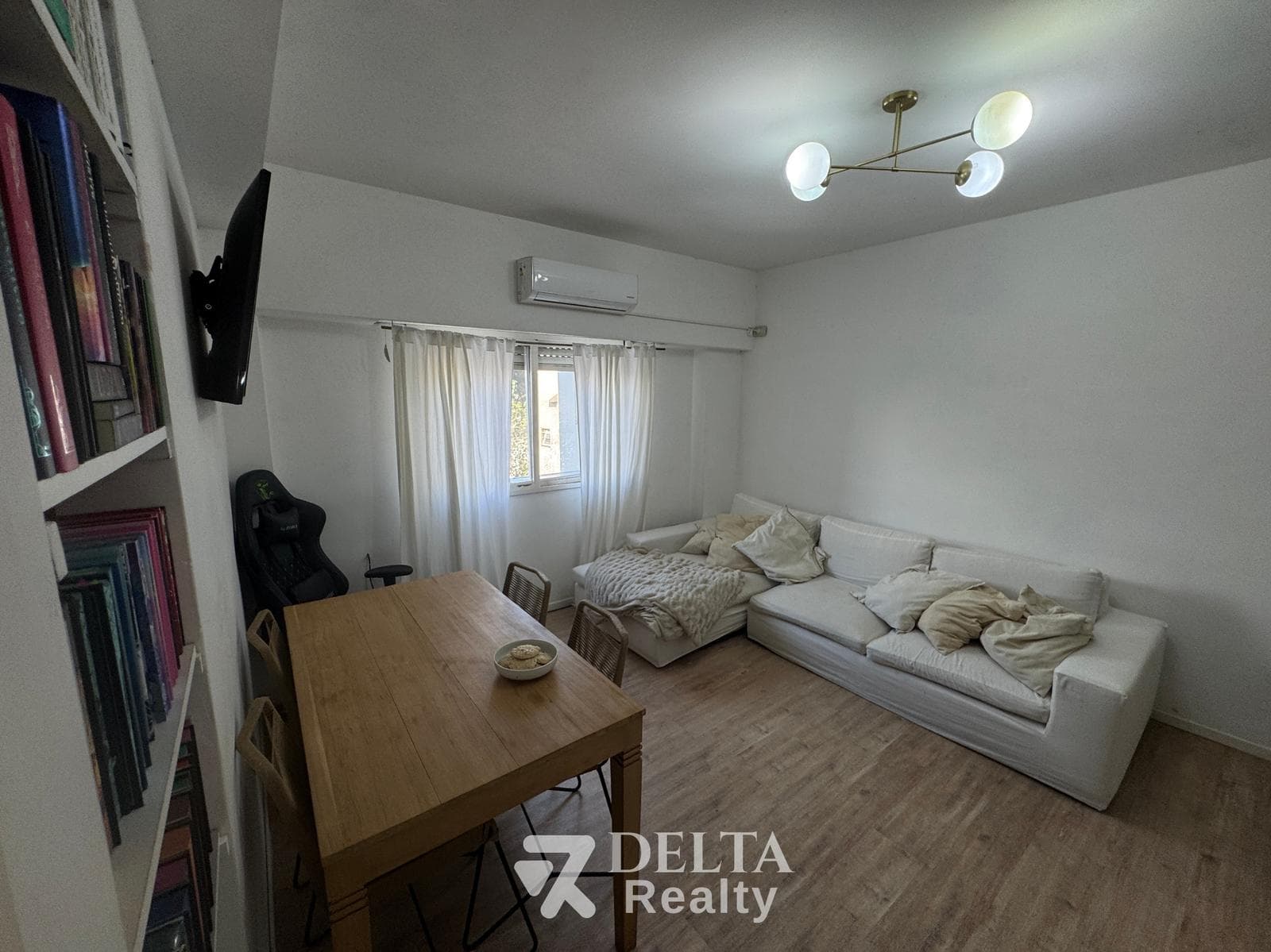 Spacious and Bright 2-Room Apartment | Downtown Berazategui