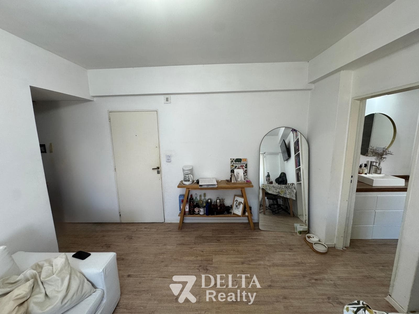 Spacious and Bright 2-Room Apartment | Downtown Berazategui