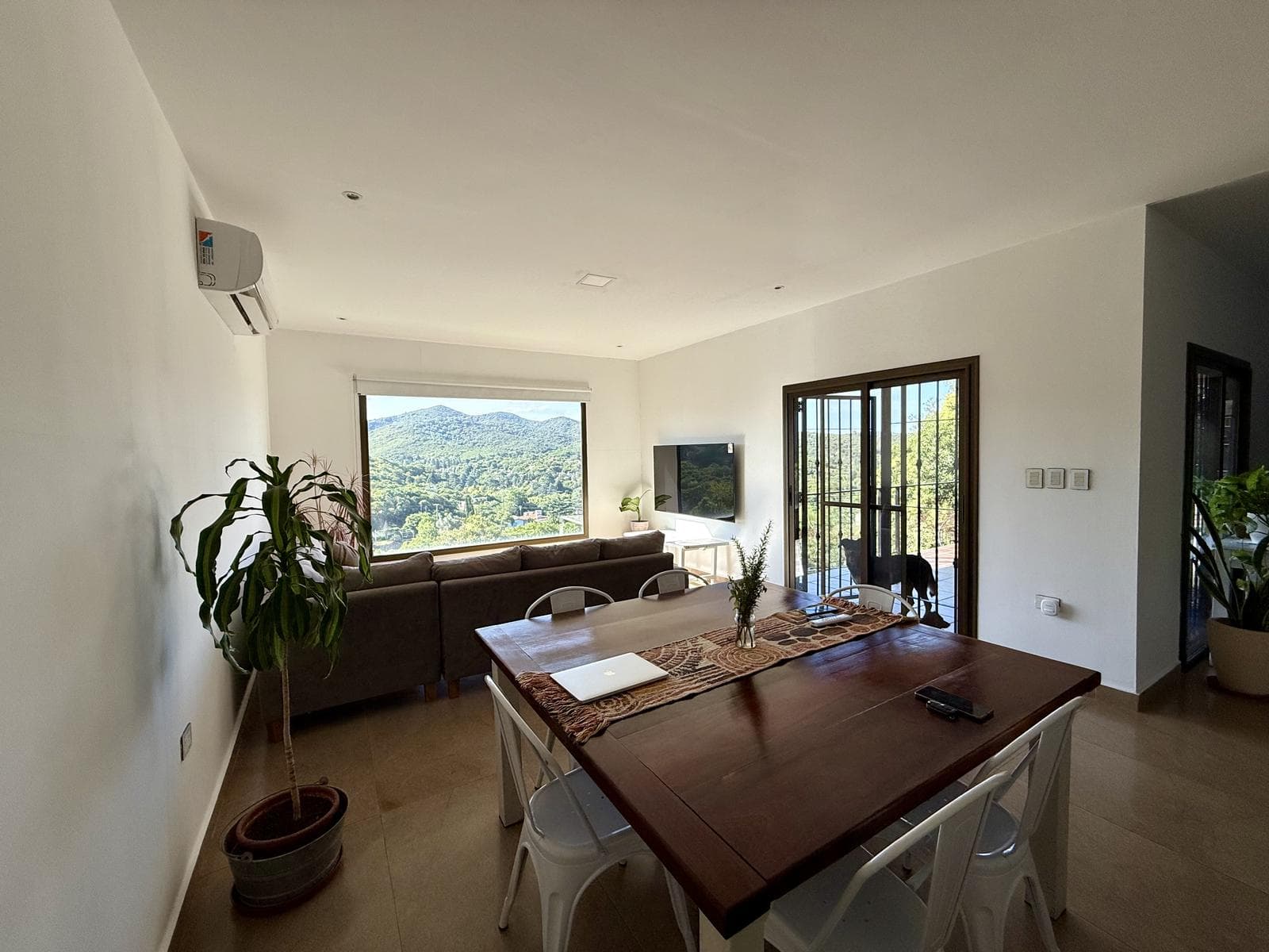 LUXURY HOME FOR SALE IN RÍO CEBALLOS