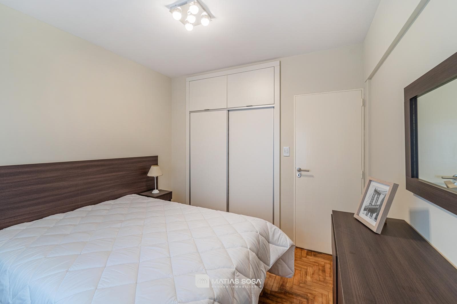 For Sale - Apartment - 2-room apartment with maid's quarters - Renovated and furnished