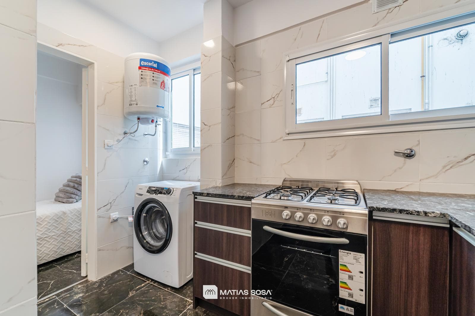 For Sale - Apartment - 2-room apartment with maid's quarters - Renovated and furnished