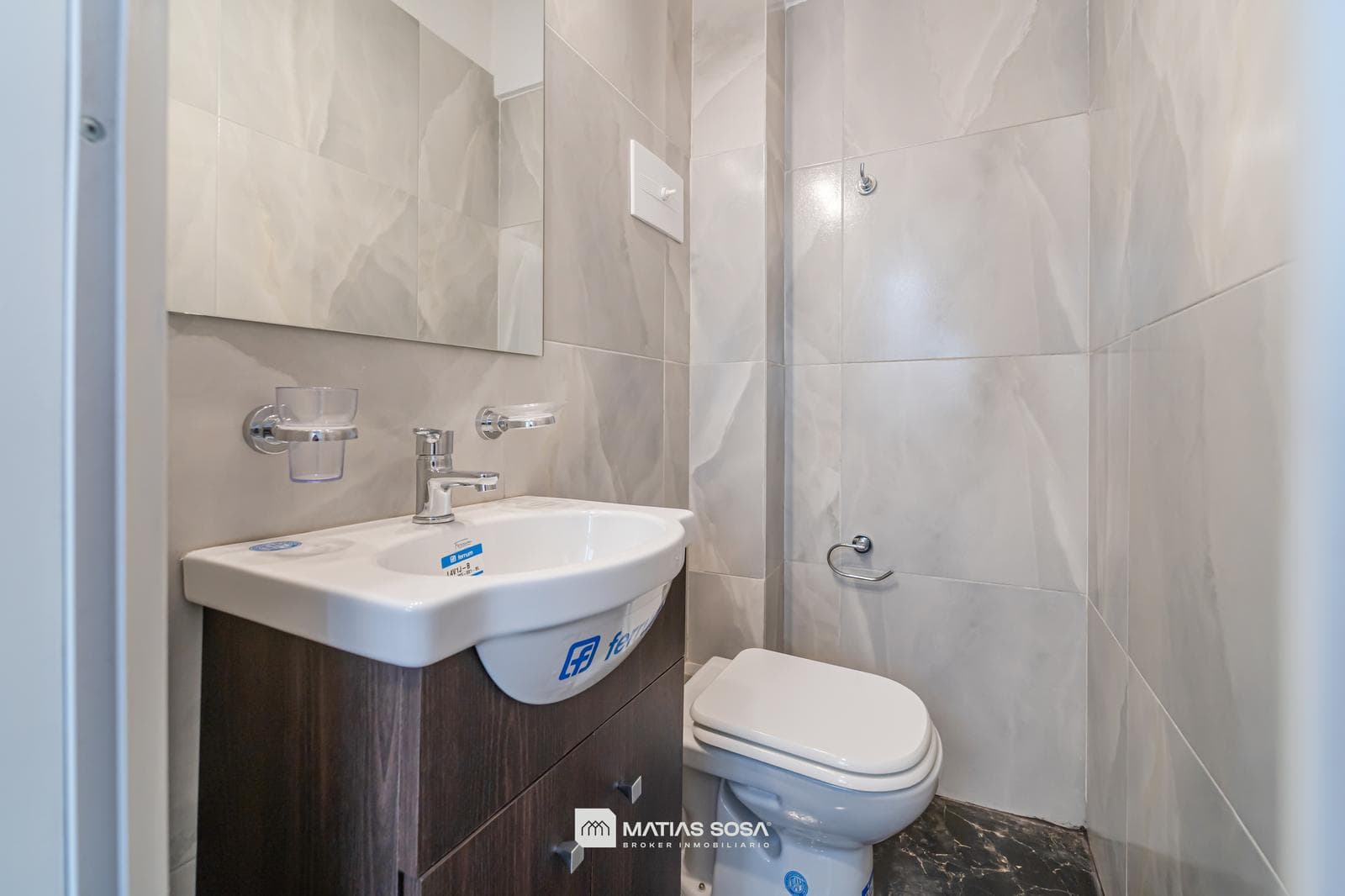 For Sale - Apartment - 2-room apartment with maid's quarters - Renovated and furnished