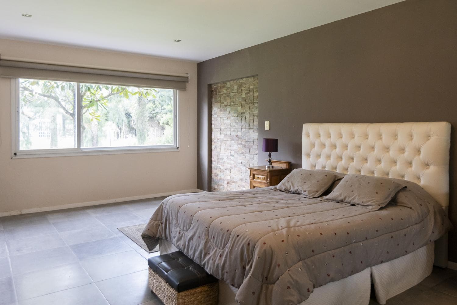 FOR SALE: 4-ROOM HOUSE in Malibu CANNING