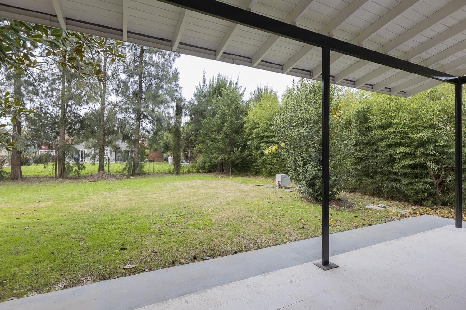 FOR SALE: 4-ROOM HOUSE in Malibu CANNING