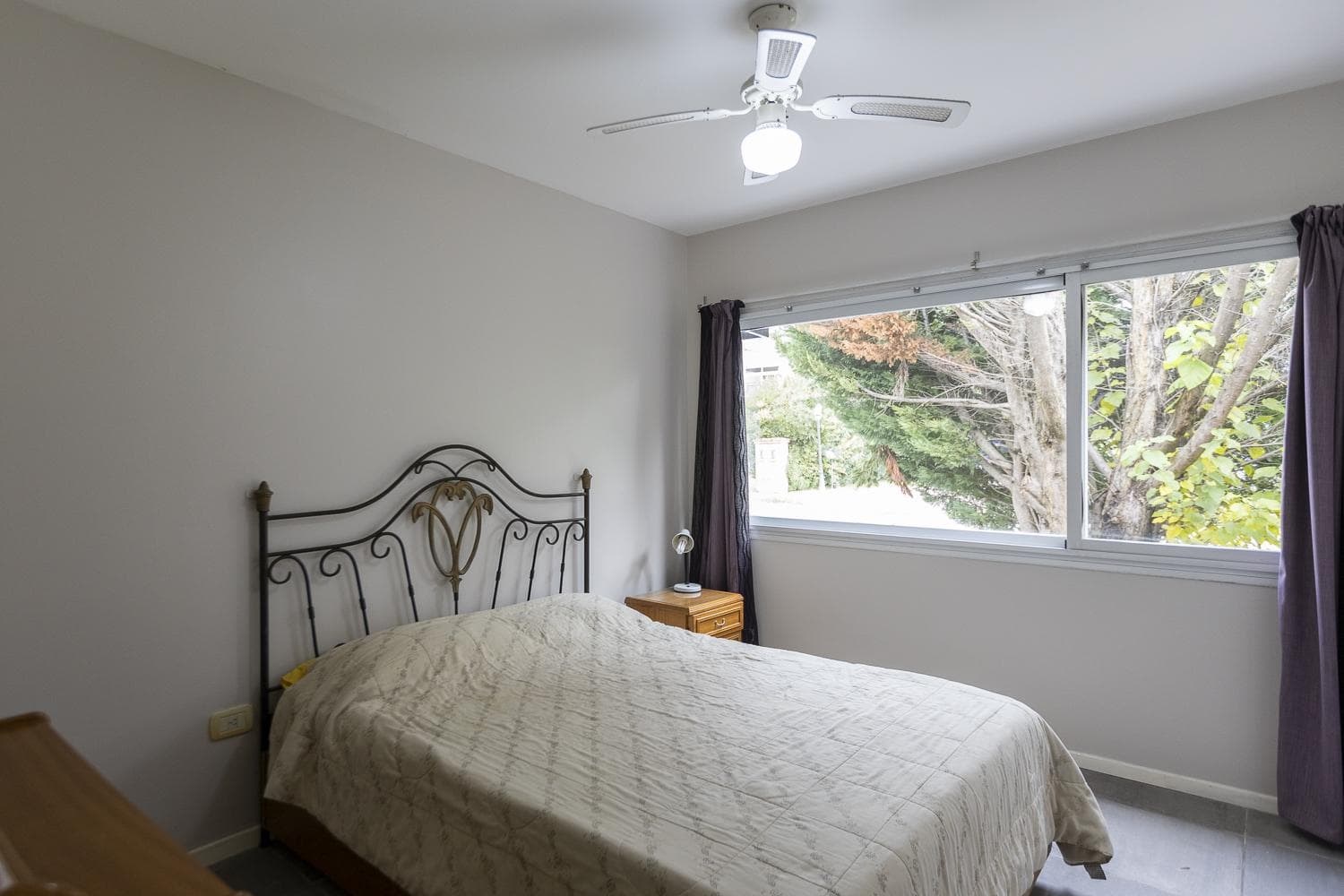 FOR SALE: 4-ROOM HOUSE in Malibu CANNING