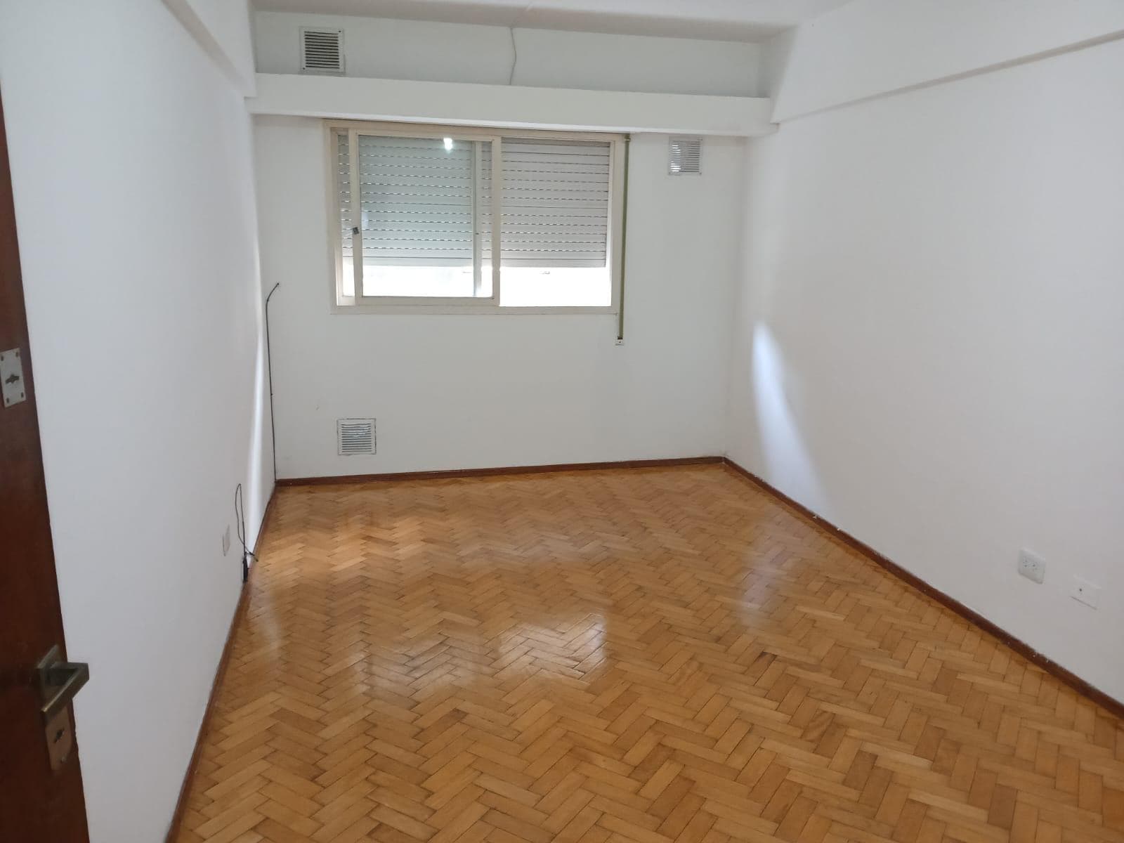 One-bedroom apartment for rent