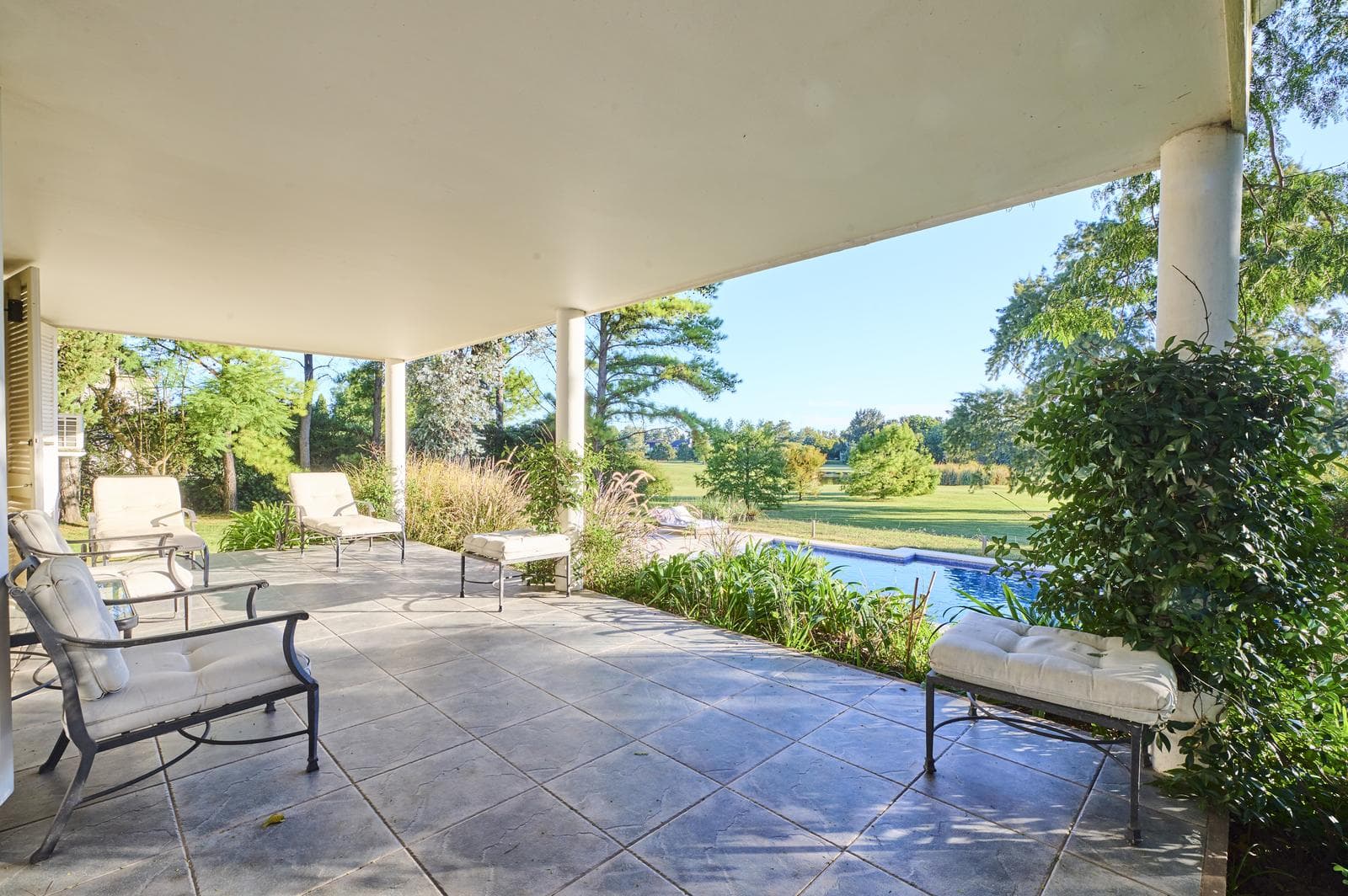 5-Room House for Sale in Tigre at the Hacoaj Country Club, located on an island