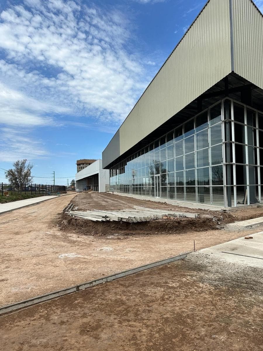 Warehouse for Rent on the Ring Road and Oroño Depot Center