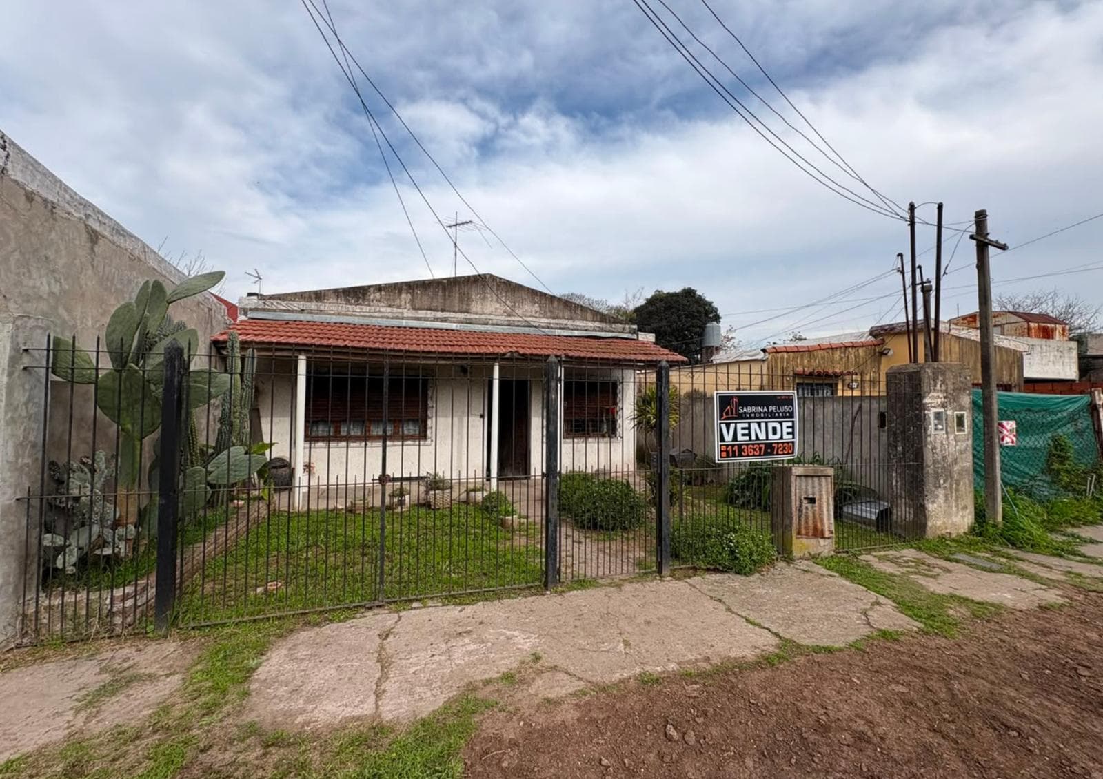 3-room house for SALE located in Moreno