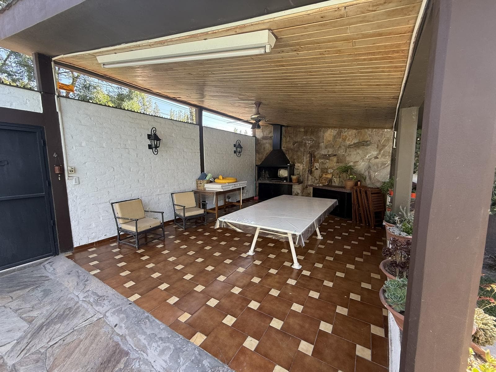 House in Chacras De Coria