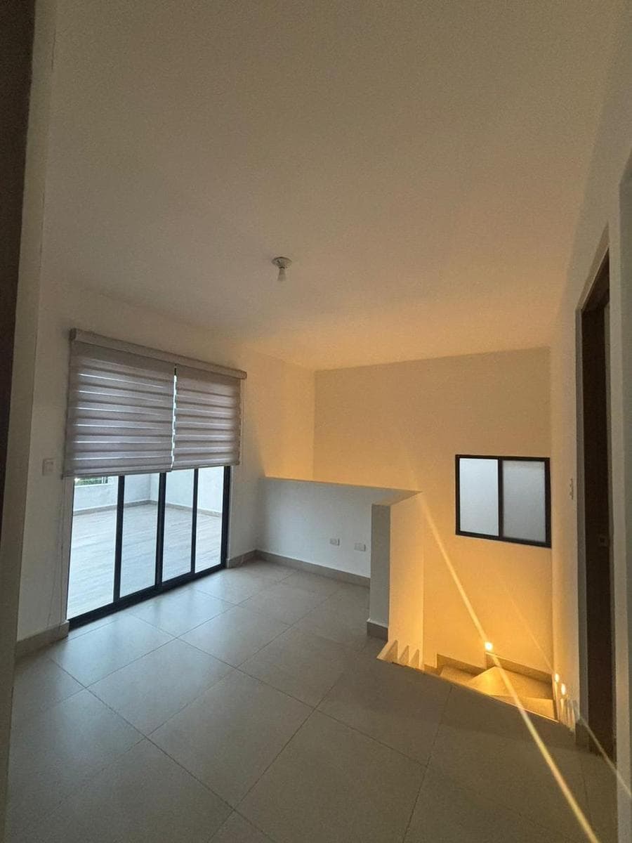 HOUSE FOR RENT IN THE PRIVATE RESERVA CUMBRES SOLE COMMUNITY