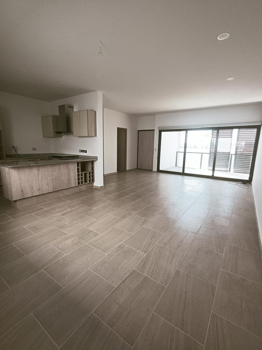 For Sale / Luxury Apartment in El Condado, Querétaro: 3 Bedrooms and Amenities
