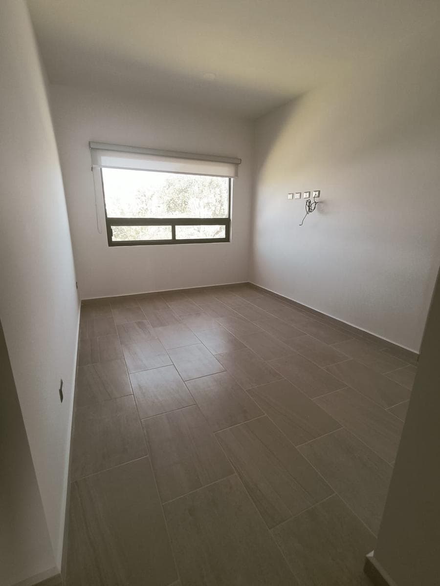 For Sale / Luxury Apartment in El Condado, Querétaro: 3 Bedrooms and Amenities