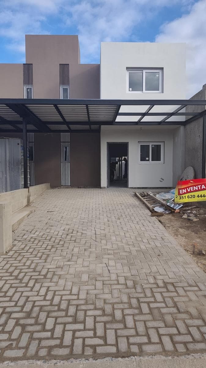 3-Bedroom Duplex for Sale in Docta Parque