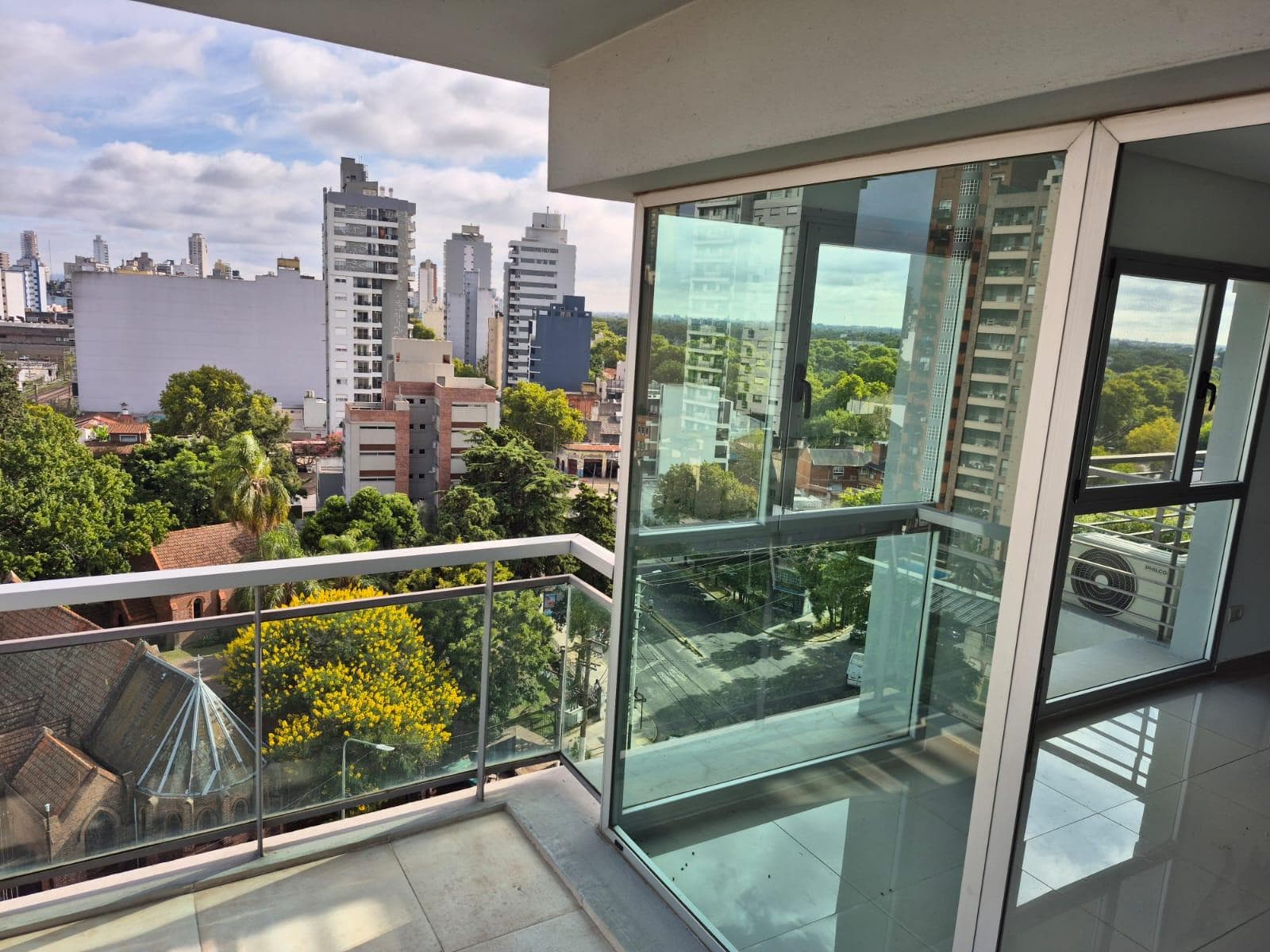 Apartment in Temperley
