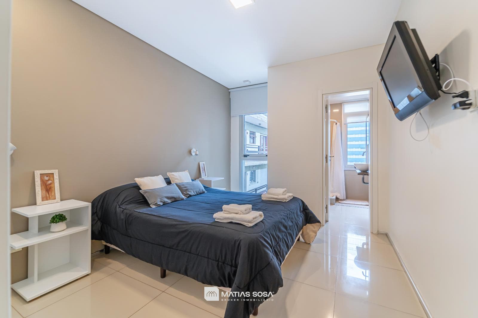 For Rent: 9 months - Apartment - 3 rooms - Ocean view - Parking space - Sofia III Building