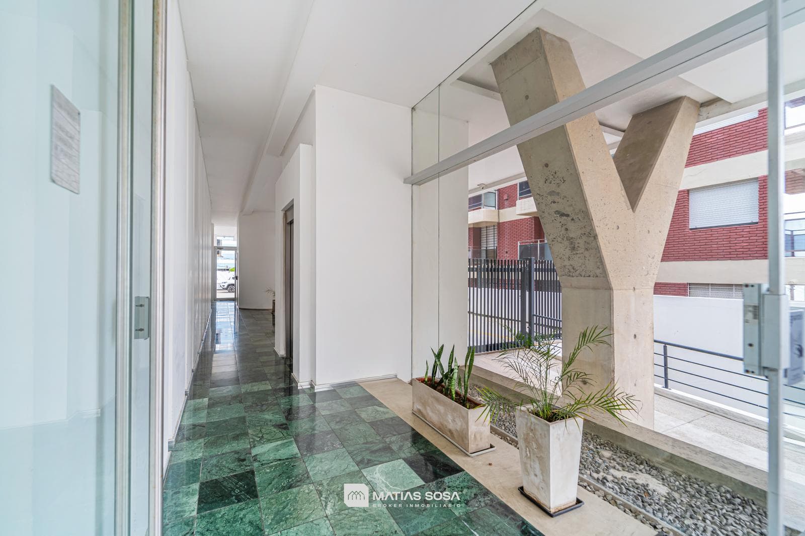 For Rent: 9 months - Apartment - 3 rooms - Ocean view - Parking space - Sofia III Building
