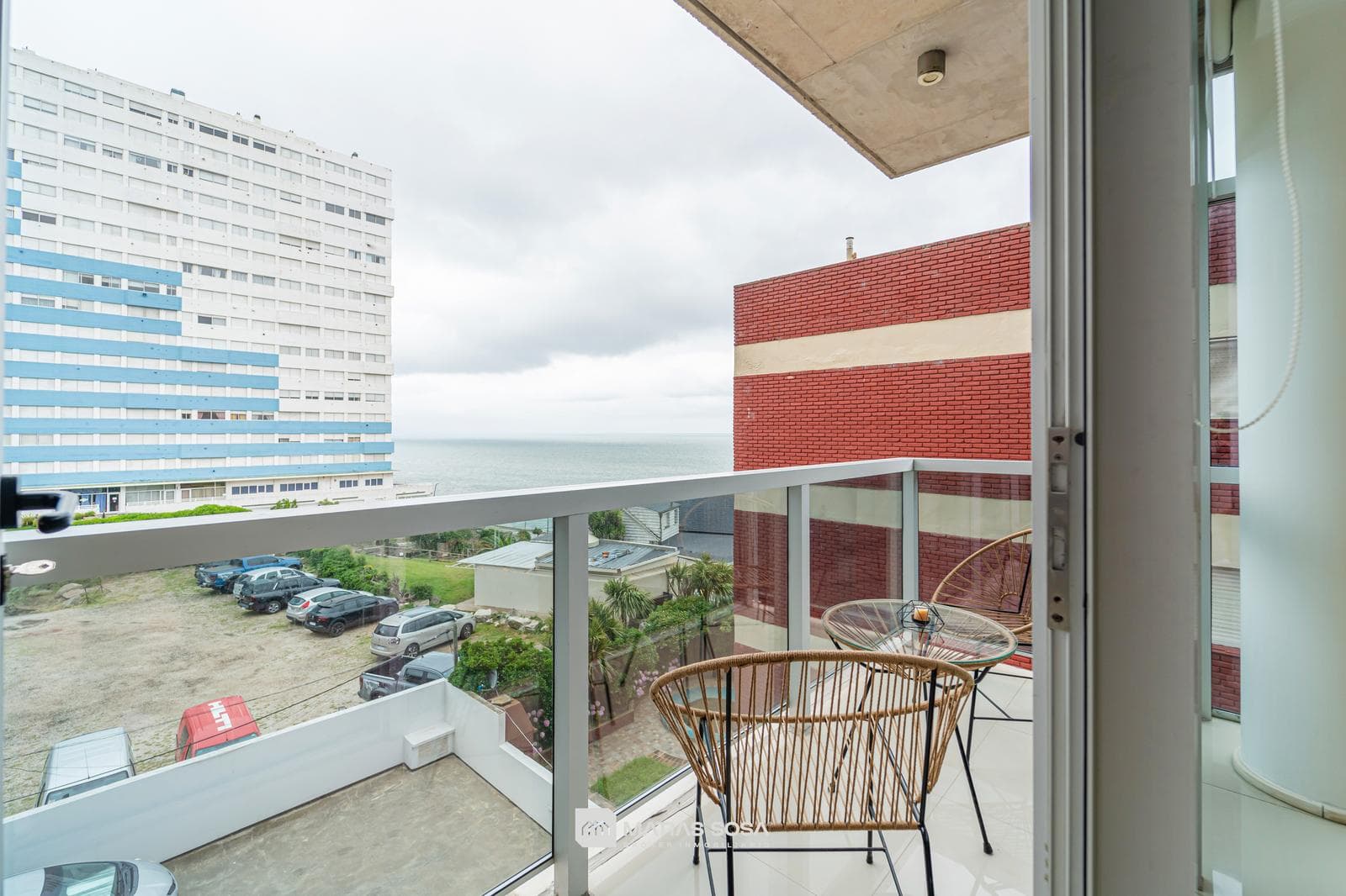 For Rent: 9 months - Apartment - 3 rooms - Ocean view - Parking space - Sofia III Building