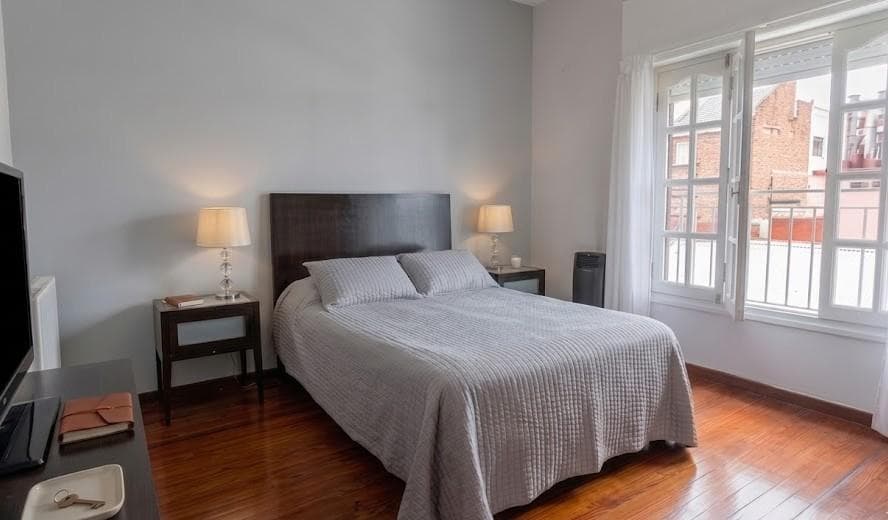 3-Bedroom Apartment for Sale in Monserrat