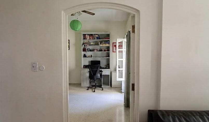 3-Bedroom Apartment for Sale in Monserrat