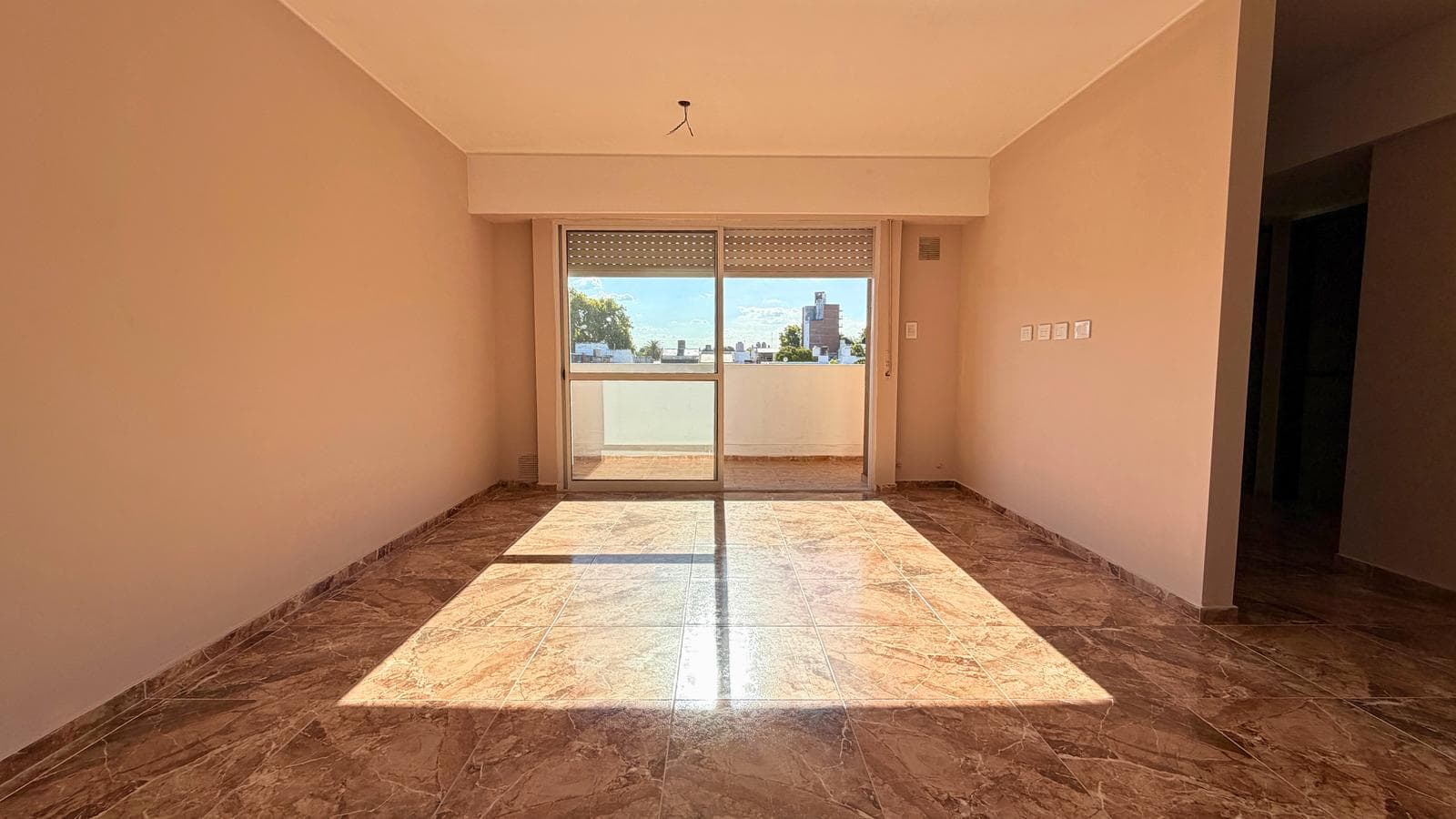 For Sale | 2-Bedroom Apartment with Balcony | Rio de Janeiro 1336, Rosario, Echesortu