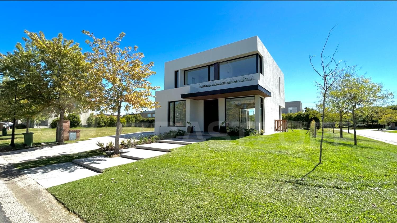 Modern house for sale in Nordelta, Las Tipas neighborhood, 3 or 4 bedrooms
