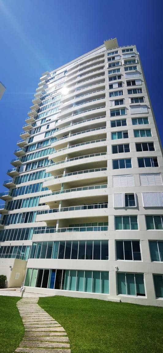 Furnished apartment in Isola