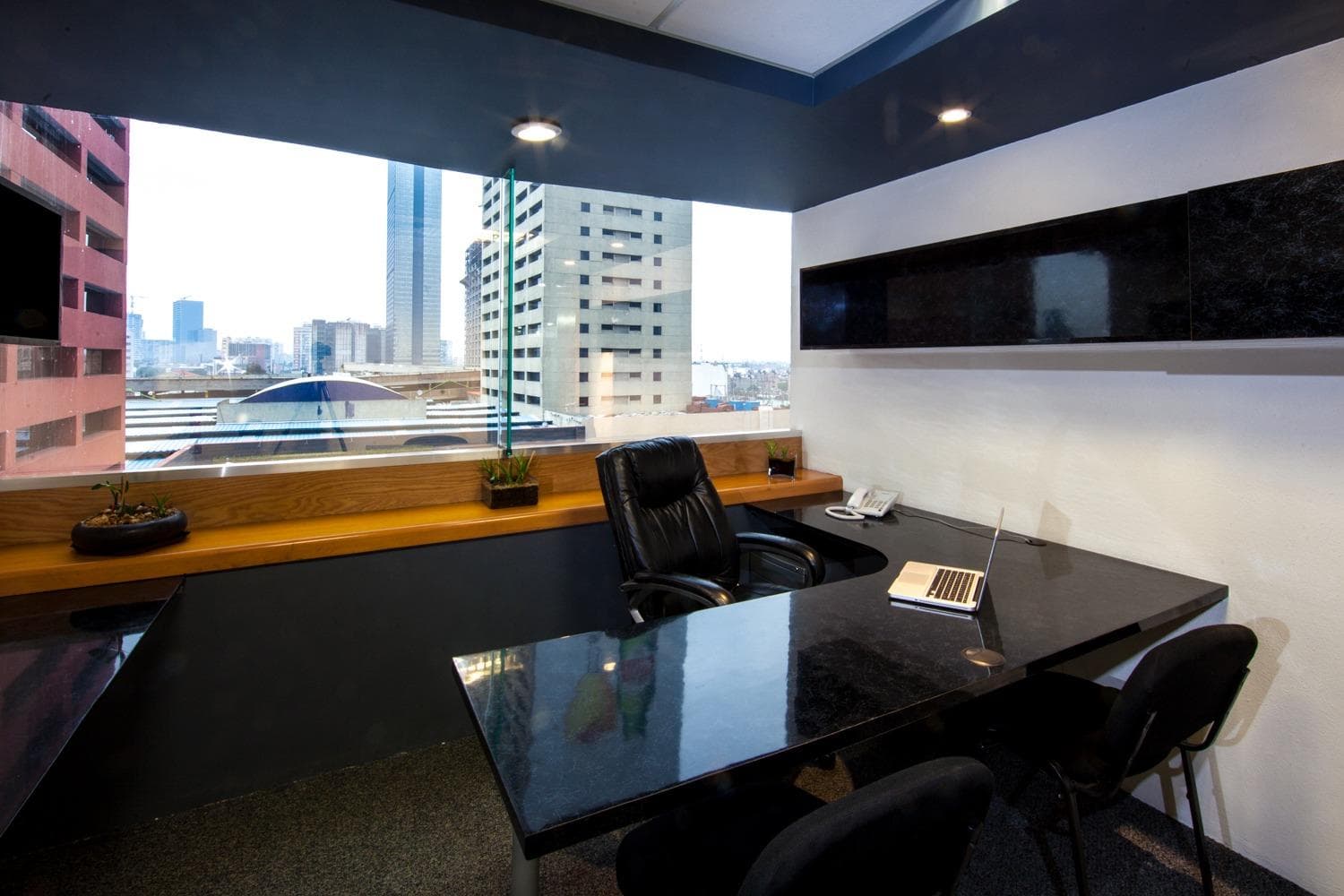 Office for Rent on Verónica Anzures