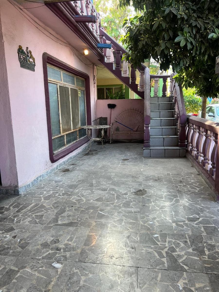 House for Sale in Villa de San Miguel,