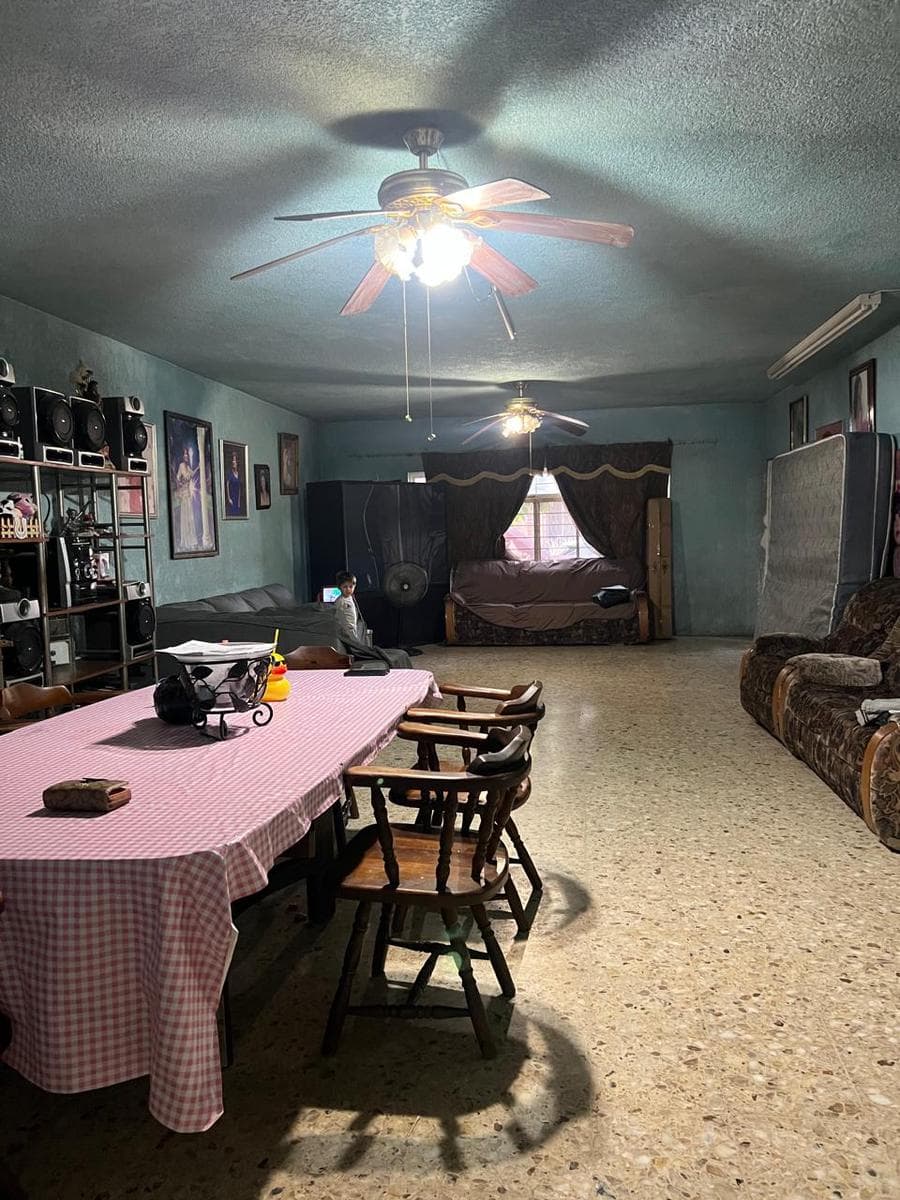 House for Sale in Villa de San Miguel,