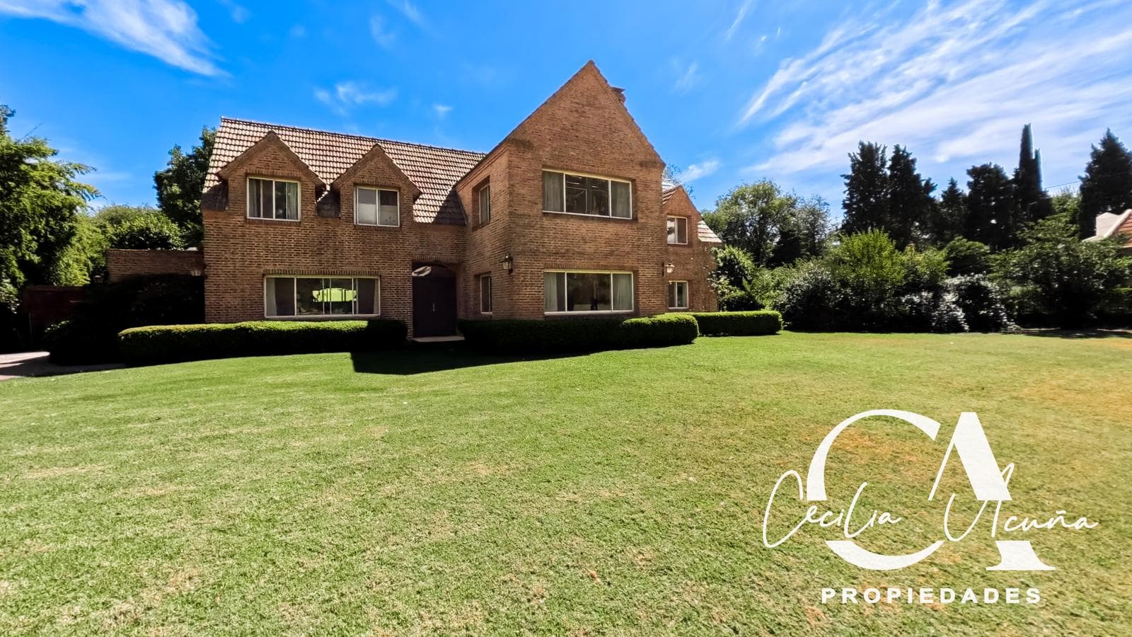 Exclusive Home for Sale at Golf Club Argentino
