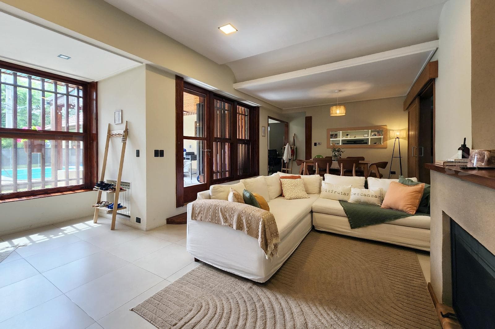 CASA | VENTA | 3 DORMS + PLAYROOM | MARTINEZ