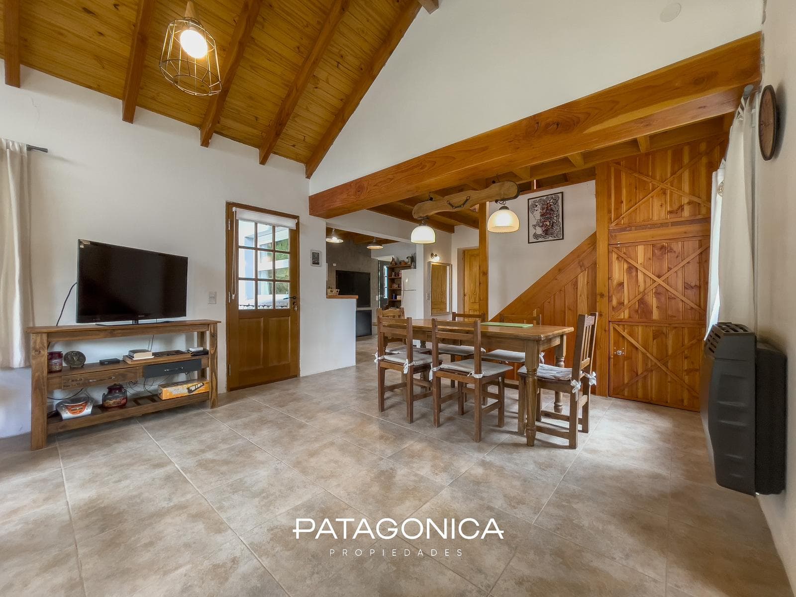 HOUSE FOR SALE: 120 M2, 2/3 BEDROOMS, PUERTO NEIGHBORHOOD, VILLA LA ANGOSTURA