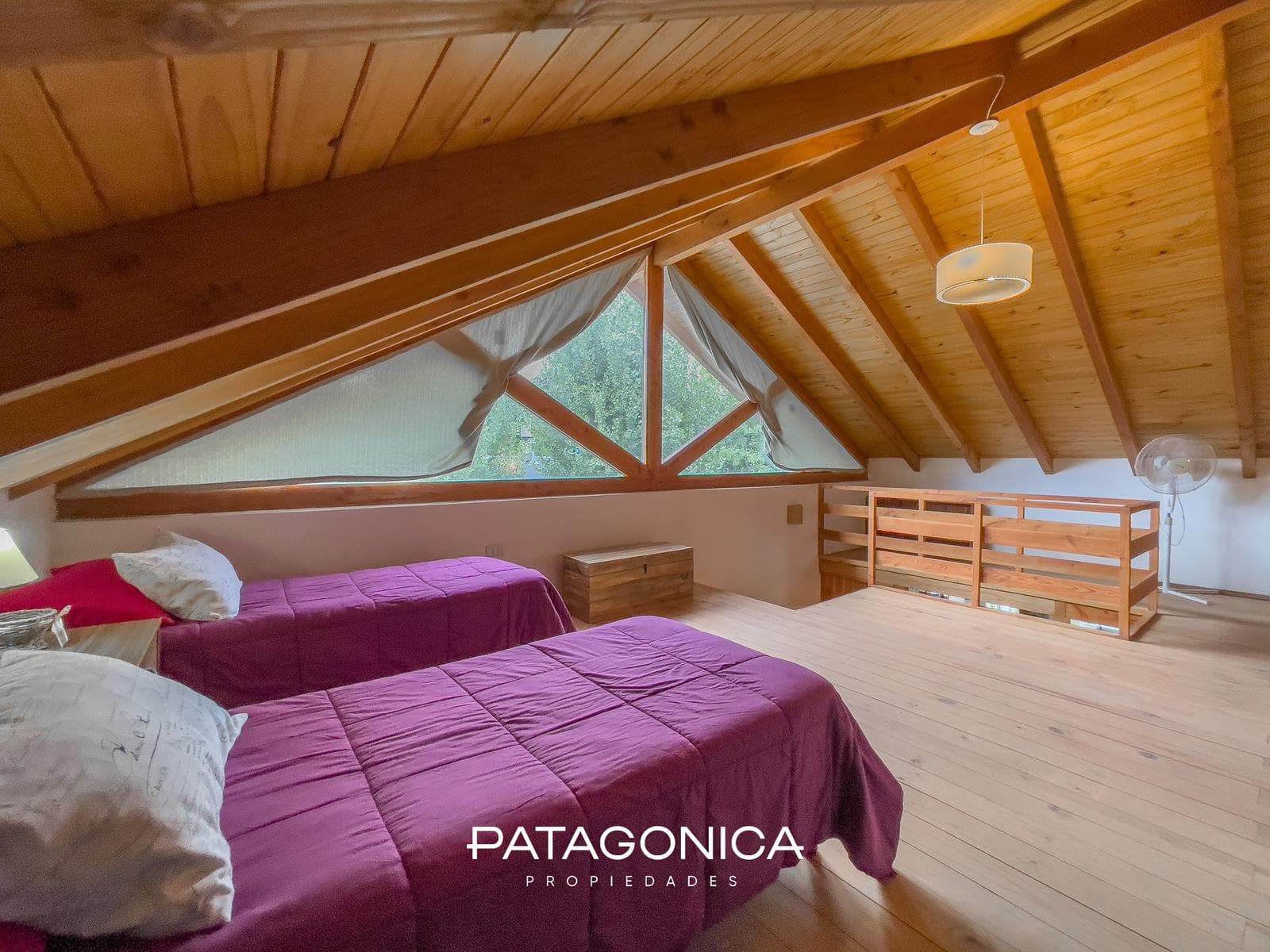HOUSE FOR SALE: 120 M2, 2/3 BEDROOMS, PUERTO NEIGHBORHOOD, VILLA LA ANGOSTURA