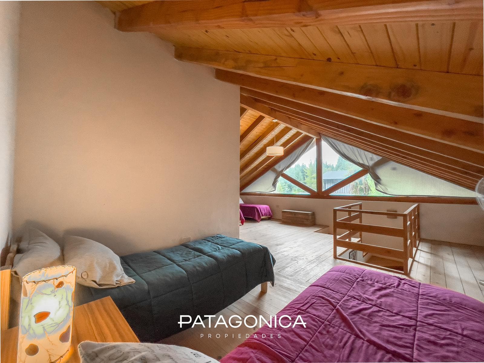 HOUSE FOR SALE: 120 M2, 2/3 BEDROOMS, PUERTO NEIGHBORHOOD, VILLA LA ANGOSTURA