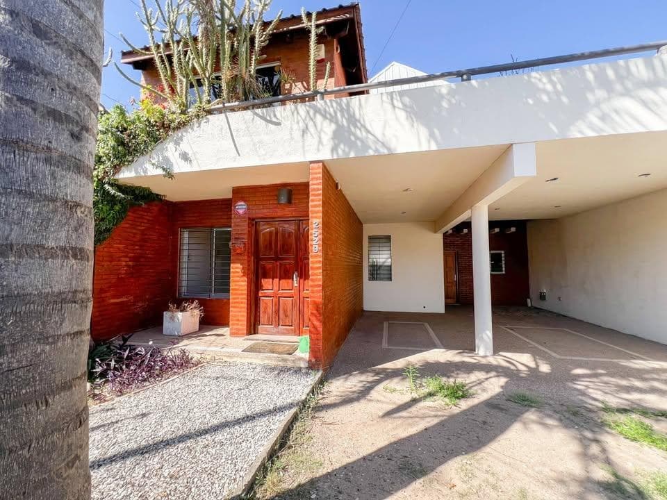 3-Bedroom House for Sale in Parque Capital