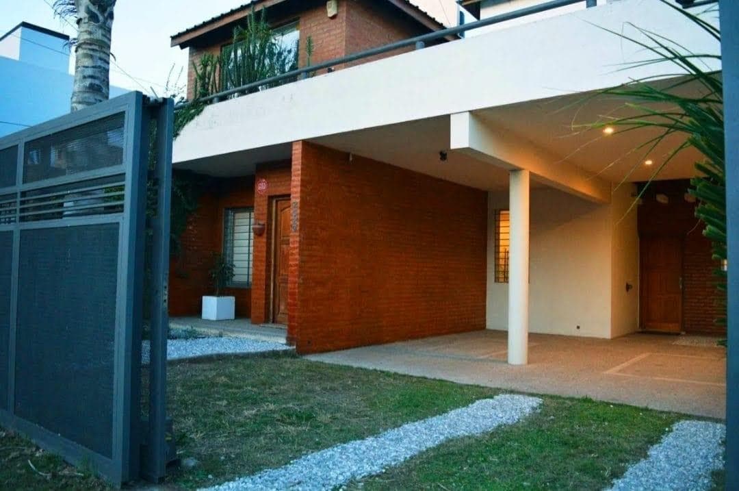 3-Bedroom House for Sale in Parque Capital