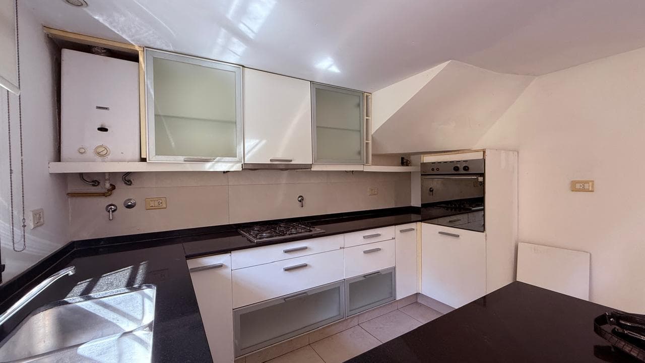 Three-Bedroom House for Sale with Garage, Barbecue Area, and Pool. Lourdes, Rosario