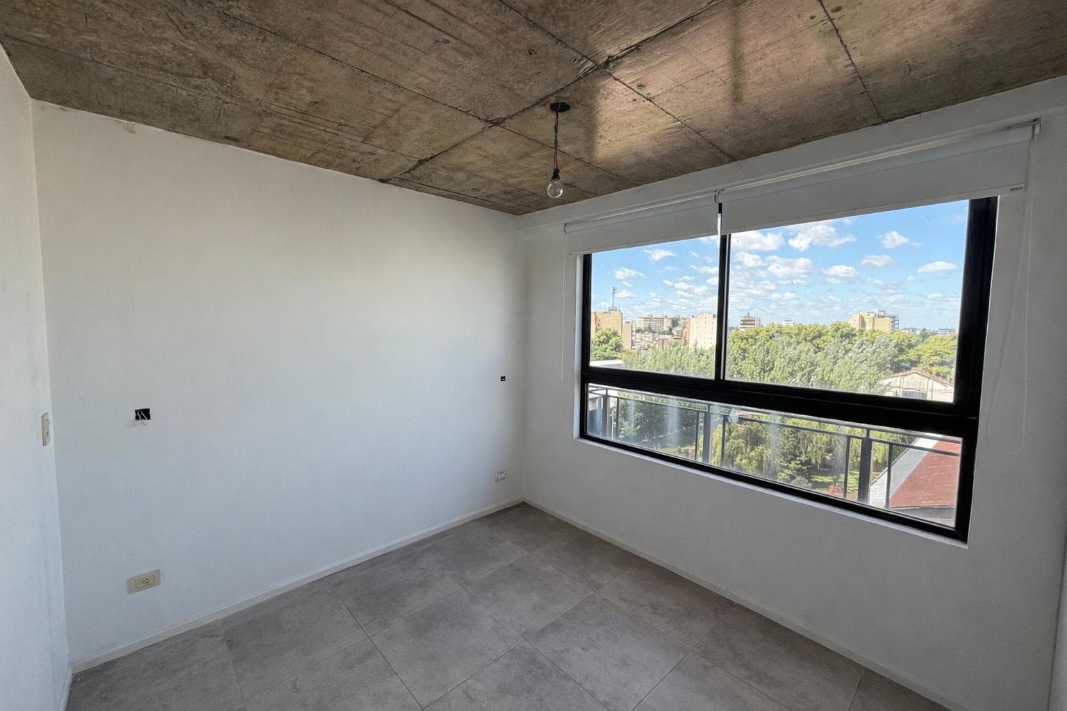 APARTMENT FOR SALE IN FLORESTA