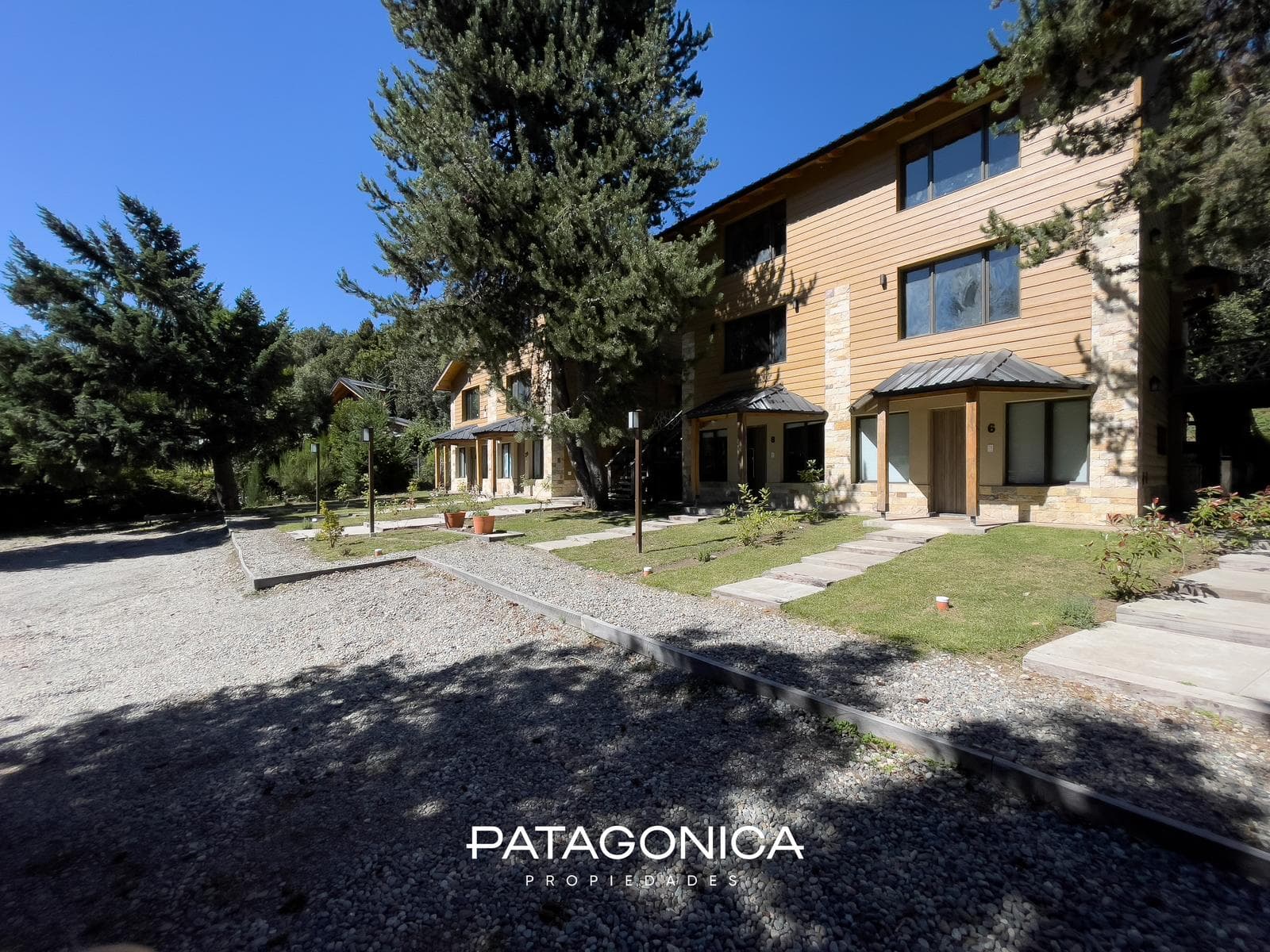 52 m² Two-Room Apartment - Private Garden