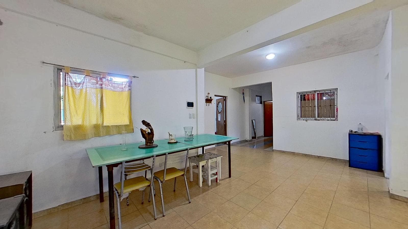 House for Sale: 4 Rooms, Patio, and Terrace in West Berazategui